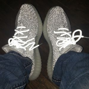 Yeezy BOOST 350 V2 Reflective static white